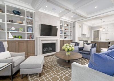 1637 North Burling Street