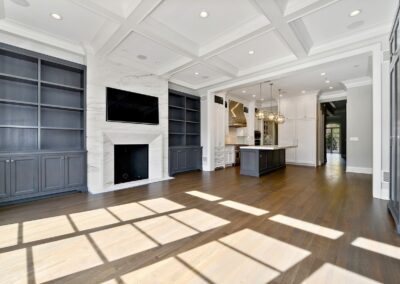 2125 North Cleveland Avenue